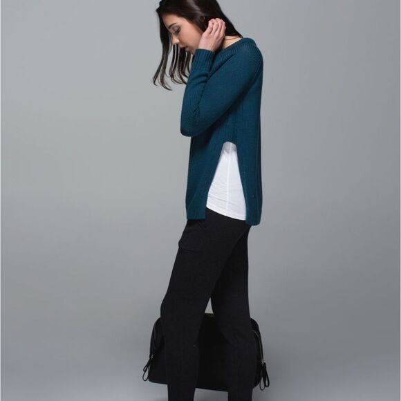 𝅺LULULEMON Yin To You wool sweater size S in EUC - Picture 2 of 15